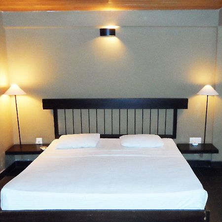 Bin Vino Hotel Doluwa ภายนอก รูปภาพ