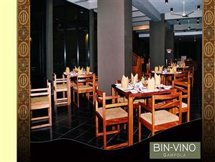 Bin Vino Hotel Doluwa ภายนอก รูปภาพ
